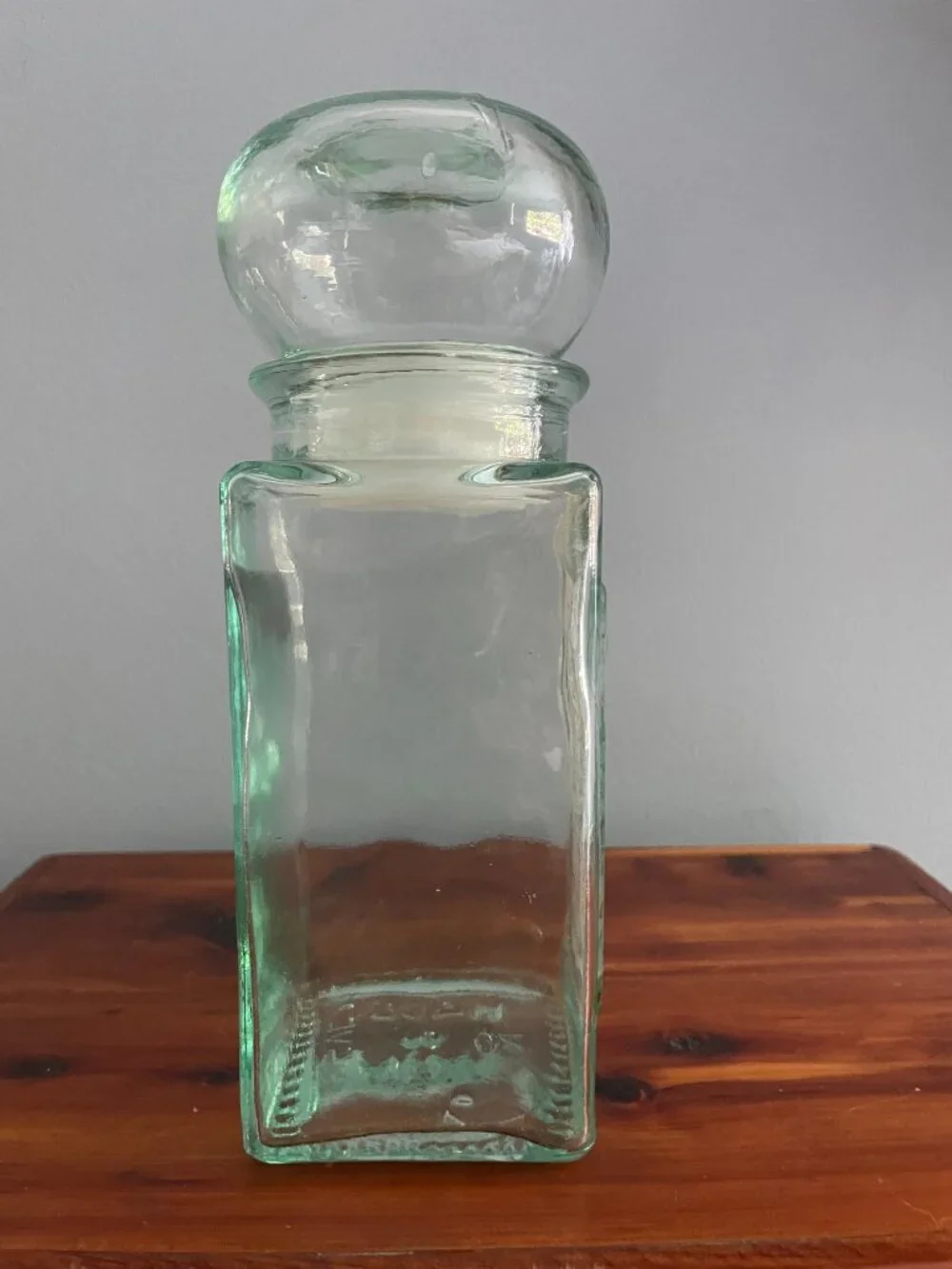 Vintage Green Glass Tea Canister Embossed Ball Lid 8